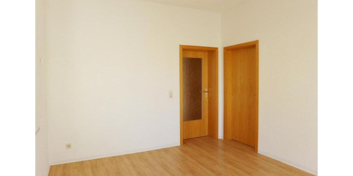 Erdgeschoßwohnung Limbach-Oberfrohna Oberfrohna - 2 Zimmer, 47 m&sup2;, 275&euro; | Angebot:25418310