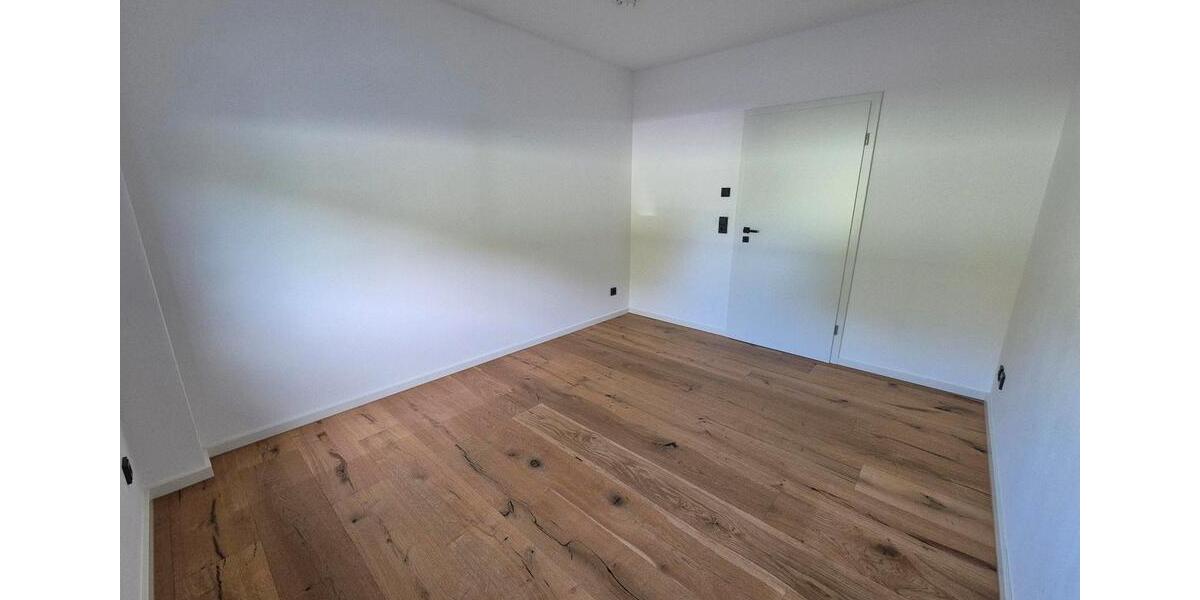 Erdgeschoßwohnung Seelze - 3 Zimmer, 107 m&sup2;, 1.800&euro; | Angebot:26612178
