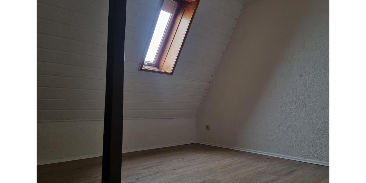 Dachgeschoßwohnung Halberstadt - 3 Zimmer, 57 m&sup2;, 459&euro; | Angebot:24776881