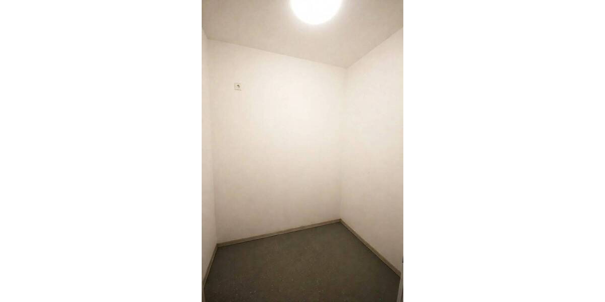 Gewerbeobjekt Neumarkt in der Oberpfalz Stauf - 10.450&euro; | Angebot:26568459
