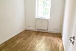 Gemütliche 2,5-Zimmer-Wohnung mit Tageslichtbad und Balkon