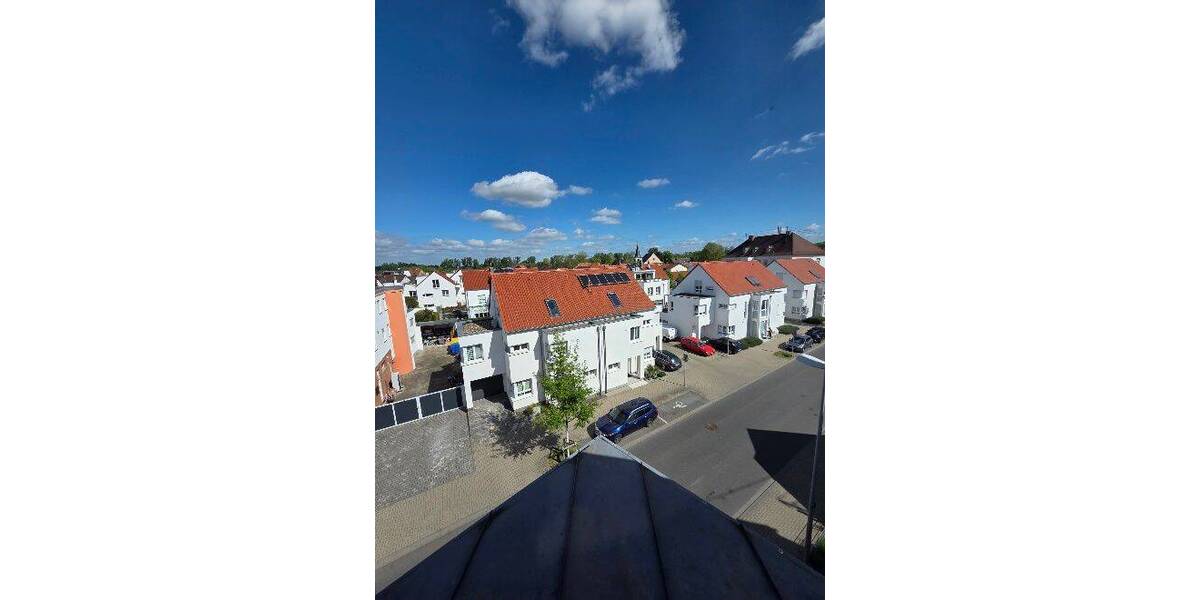 Etagenwohnung Ludwigshafen am Rhein Maudach - 4 Zimmer, 103 m&sup2;, 899&euro; | Angebot:26261499