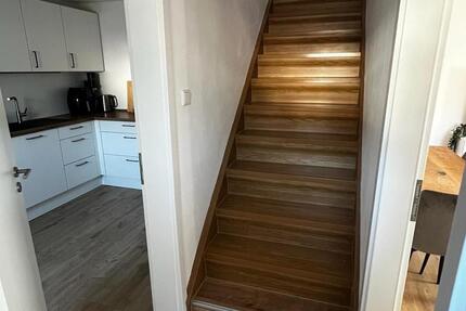 Haus Ingolstadt Friedrichshofen-Hollerstauden - 4 Zimmer, 102 m&sup2;, 1.500&euro; | Angebot:25806124
