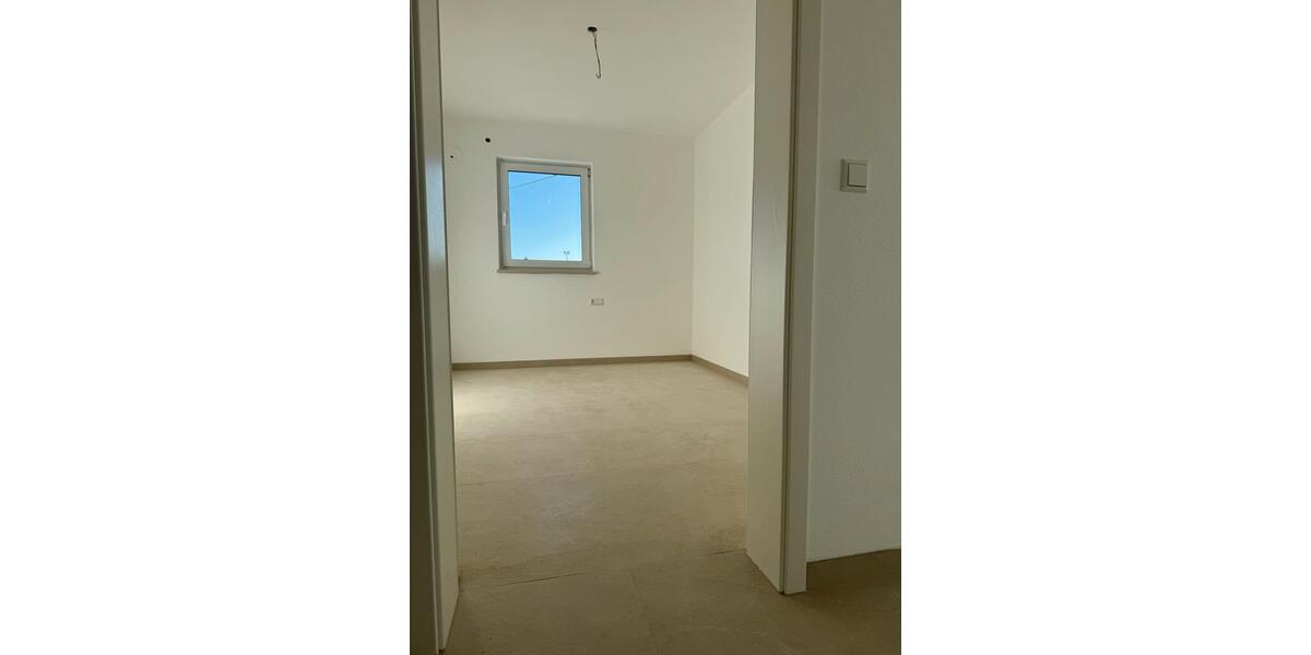 Etagenwohnung Trunkelsberg - 3 Zimmer, 80 m&sup2;, 1.200&euro; | Angebot:26697450