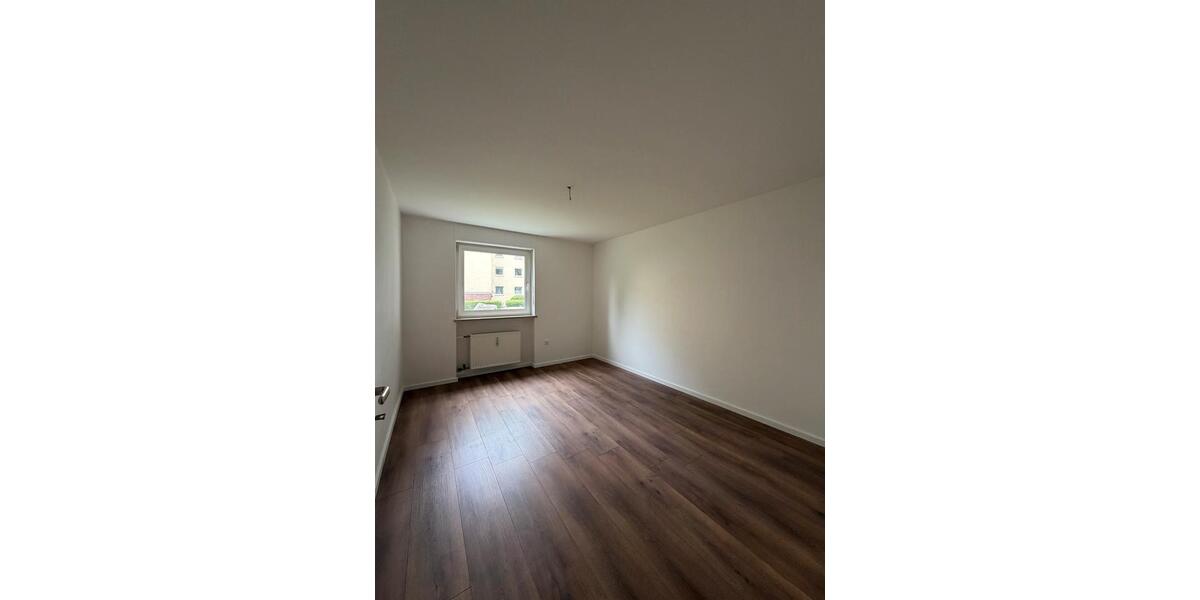Erdgeschoßwohnung München Bogenhausen - 3 Zimmer, 72 m&sup2;, 1.870&euro; | Angebot:26699670