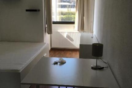 Nachmieter für 1 modern eingerichtete 1-Zimmer-Wohnung zimmer