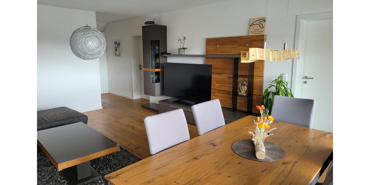 Dachgeschoßwohnung Spaichingen - 3.5 Zimmer, 99 m&sup2;, 1.170&euro; | Angebot:24936954
