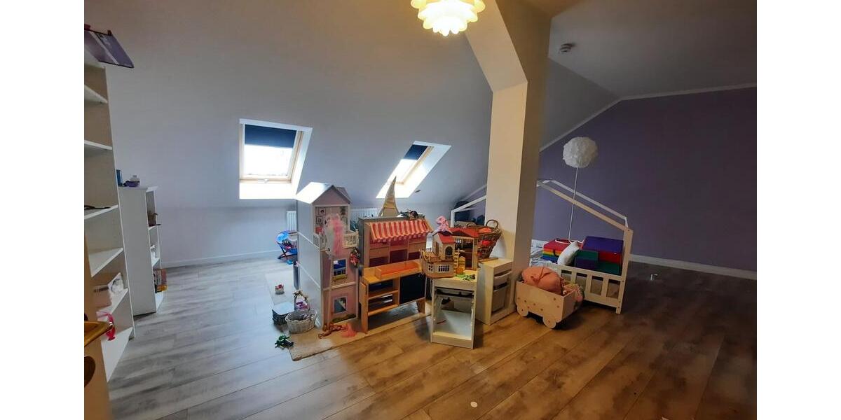 Etagenwohnung Stendal - 4 Zimmer, 237 m&sup2;, 1.423&euro; | Angebot:26144598