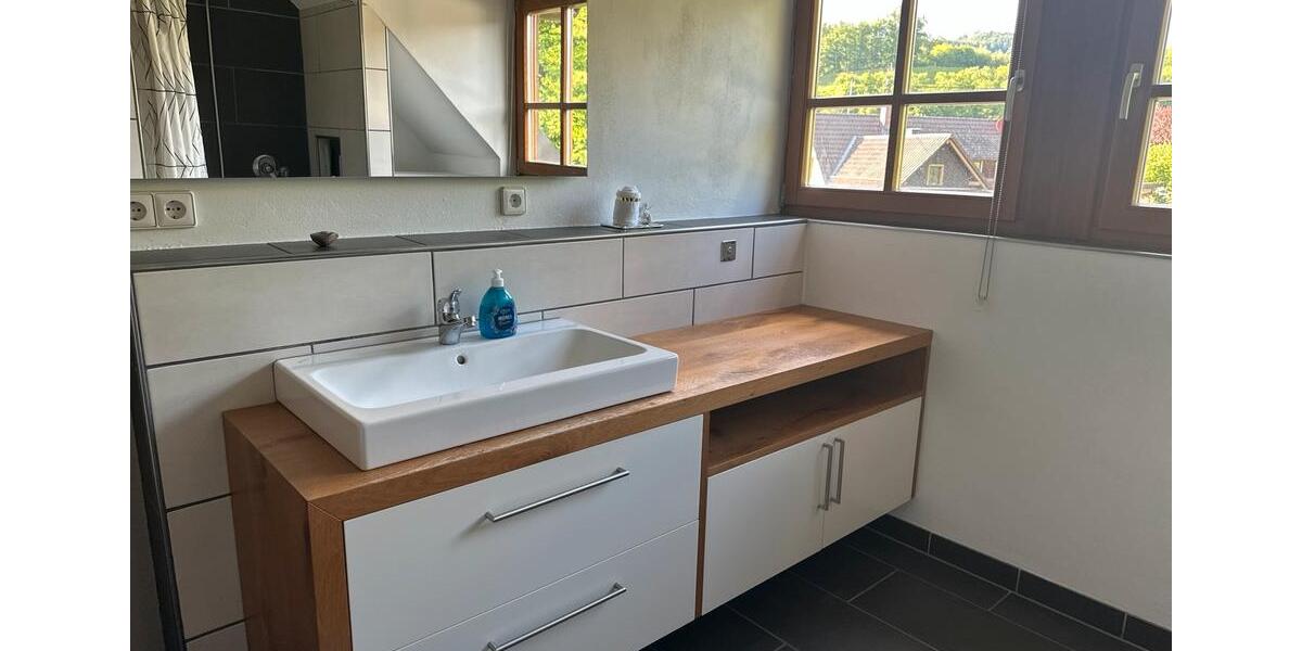 Einfamilienhaus Gengenbach - 2 Zimmer, 120 m&sup2;, 1.200&euro; | Angebot:26550336