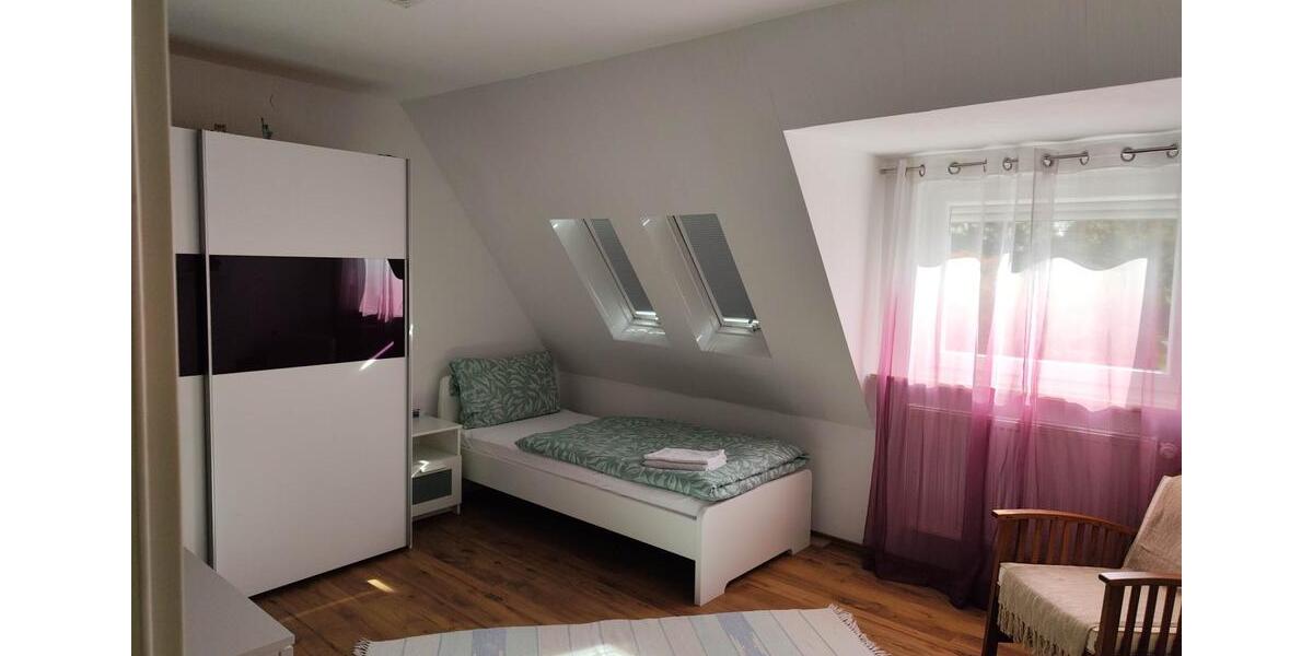 Etagenwohnung Kassel Niederzwehren - 4 Zimmer, 110 m&sup2;, 1.590&euro; | Angebot:24832070