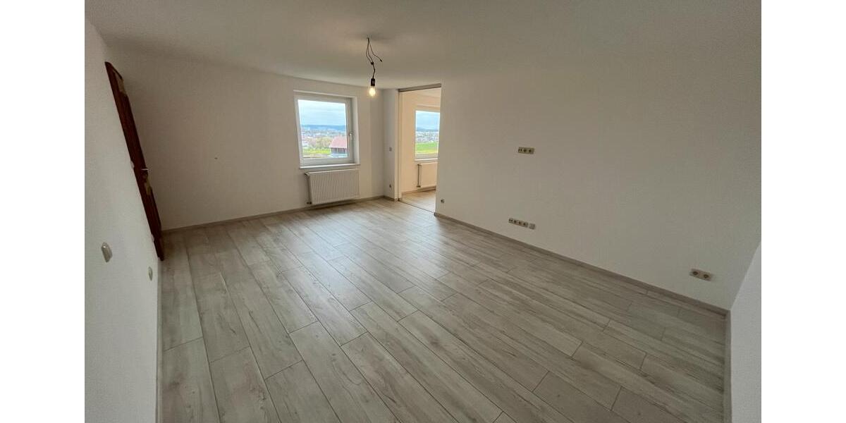 Etagenwohnung Oberviechtach - 4 Zimmer, 86 m&sup2;, 700&euro; | Angebot:26025724
