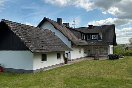 Wohnung Schwalmstadt - 5 Zimmer, 145 m&sup2;, 1.250&euro; | Angebot:25906716