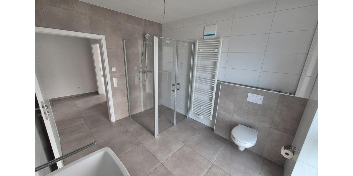 Dachgeschoßwohnung Papenburg - 3 Zimmer, 94 m&sup2;, 990&euro; | Angebot:26547796