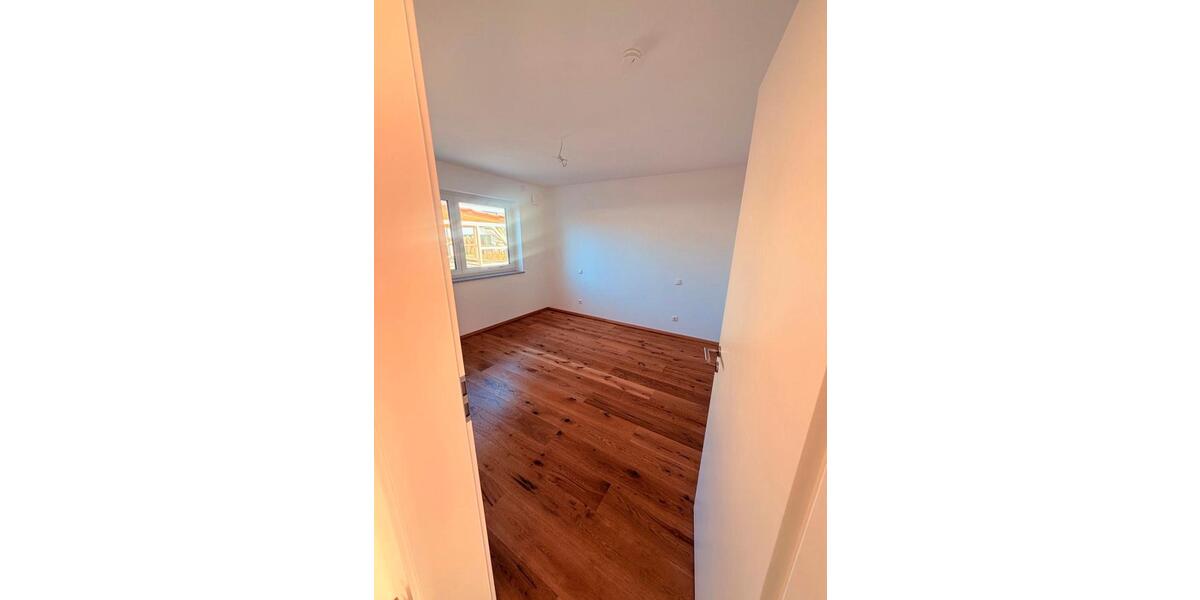 Erdgeschoßwohnung Cham - 2 Zimmer, 50 m&sup2;, 600&euro; | Angebot:26507631