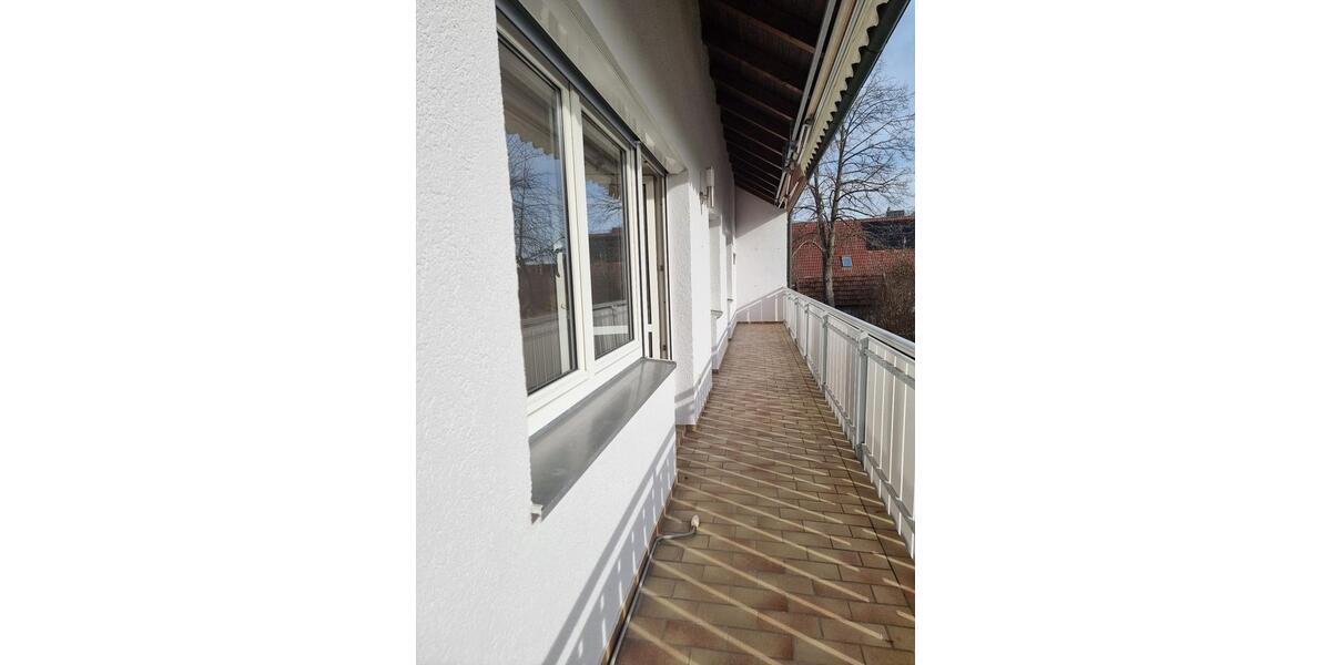 Lichtdurchflutete, sonnige 4 Zimmer Wohnung zu vermieten 4 zimmer