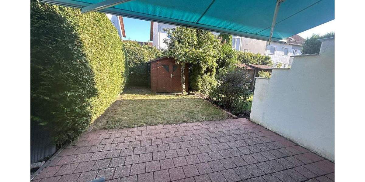 Reihenmittelhaus Kaiserslautern Innenstadt - 5 Zimmer, 141 m&sup2;, 1.600&euro; | Angebot:24836225