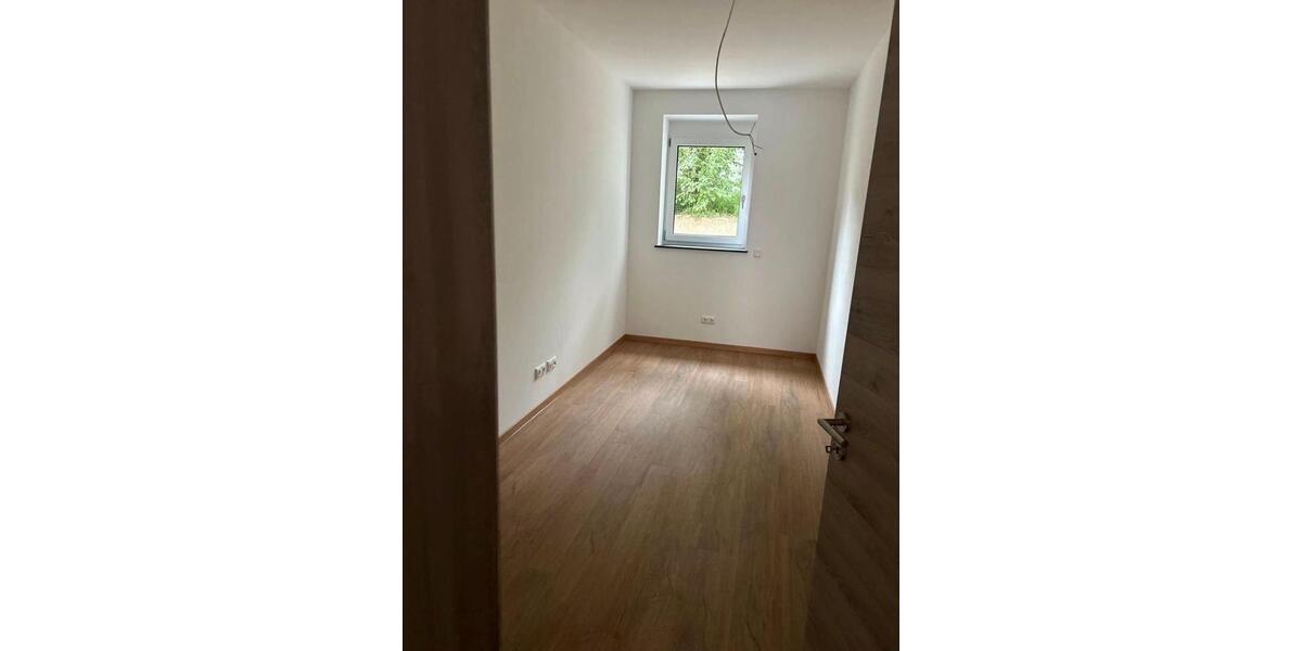 Erdgeschoßwohnung Wallerfing - 3 Zimmer, 79 m&sup2;, 925&euro; | Angebot:25859940