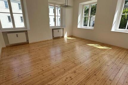 Gewerbeobjekt Babenhausen - 990&euro; | Angebot:22044834