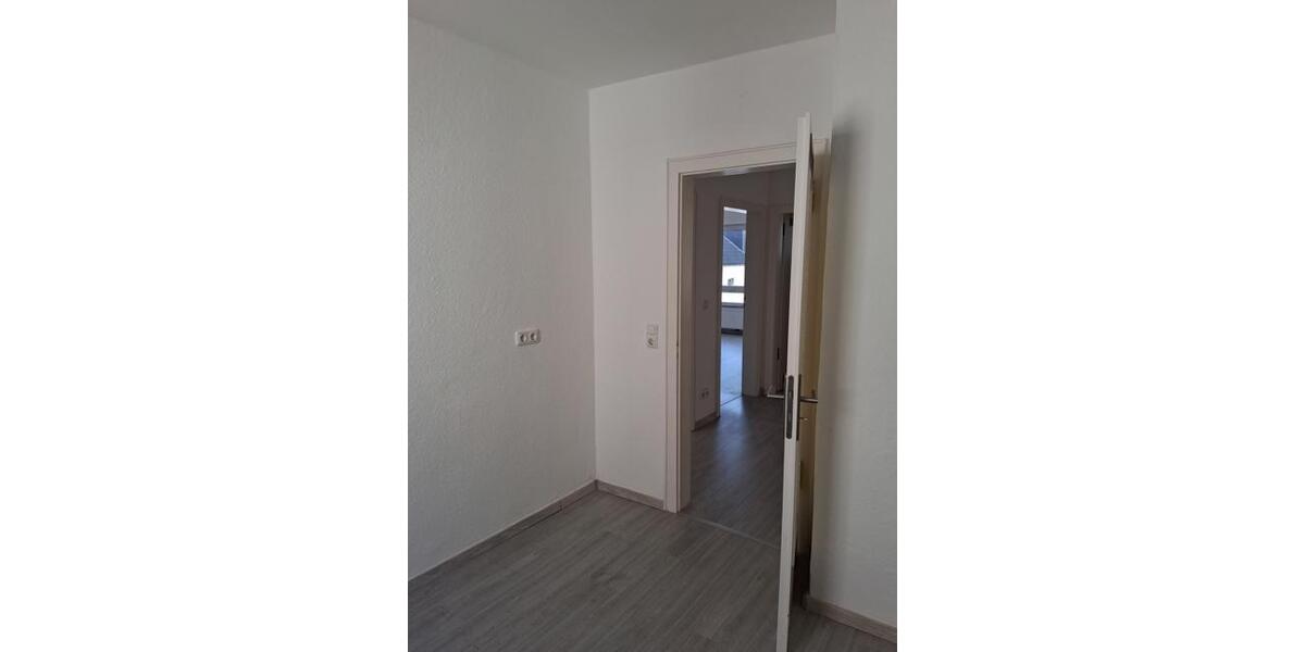 Etagenwohnung Wuppertal Gemarkung Elberfeld - 3 Zimmer, 70 m&sup2;, 610&euro; | Angebot:26645323