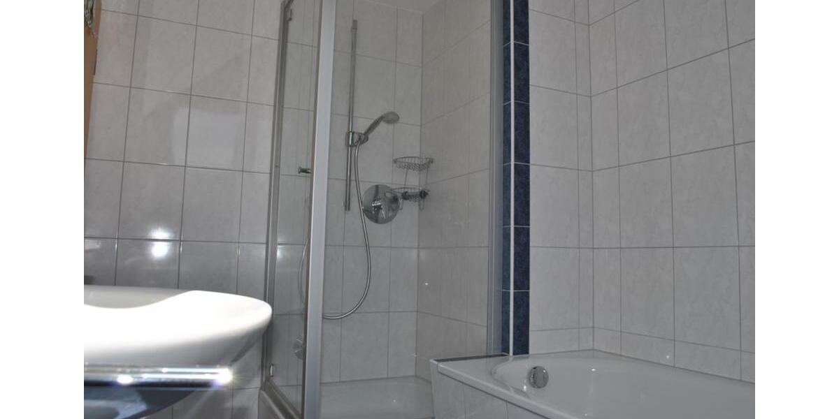 Dachgeschoßwohnung Deggendorf - 3.5 Zimmer, 800&euro; | Angebot:23243892