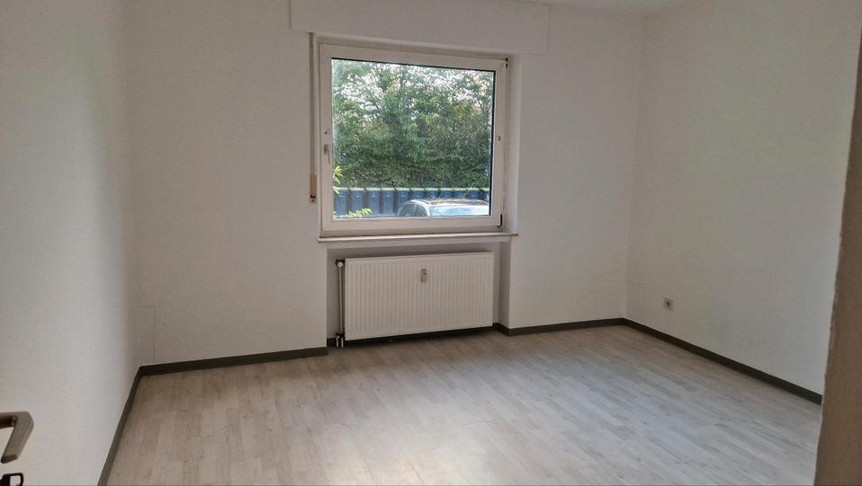 Erdgeschoßwohnung Aurich - 3 Zimmer, 73 m&sup2;, 800&euro; | Angebot:24840171