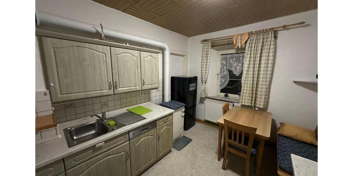 Wohnen auf Zeit Wunsiedel - 10 Zimmer, 75 m&sup2;, 20&euro; | Angebot:23569878