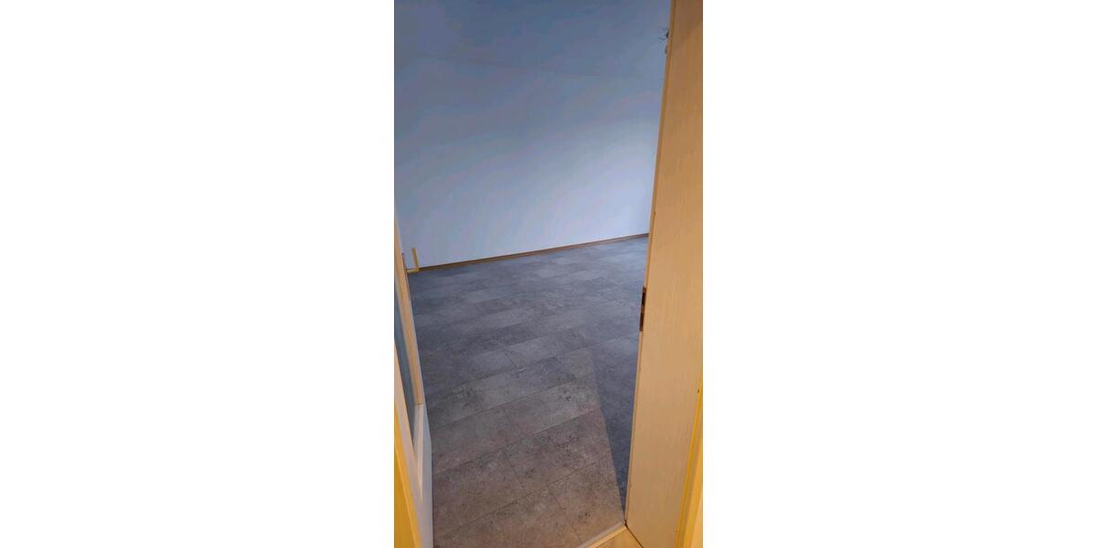 Dachgeschoßwohnung Maxhütte-Haidhof Haidhof - 3 Zimmer, 83 m&sup2;, 920&euro; | Angebot:25833085