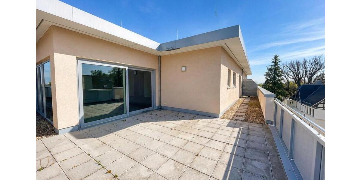 Etagenwohnung Gotha - 3 Zimmer, 133 m&sup2;, 1.250&euro; | Angebot:26383690