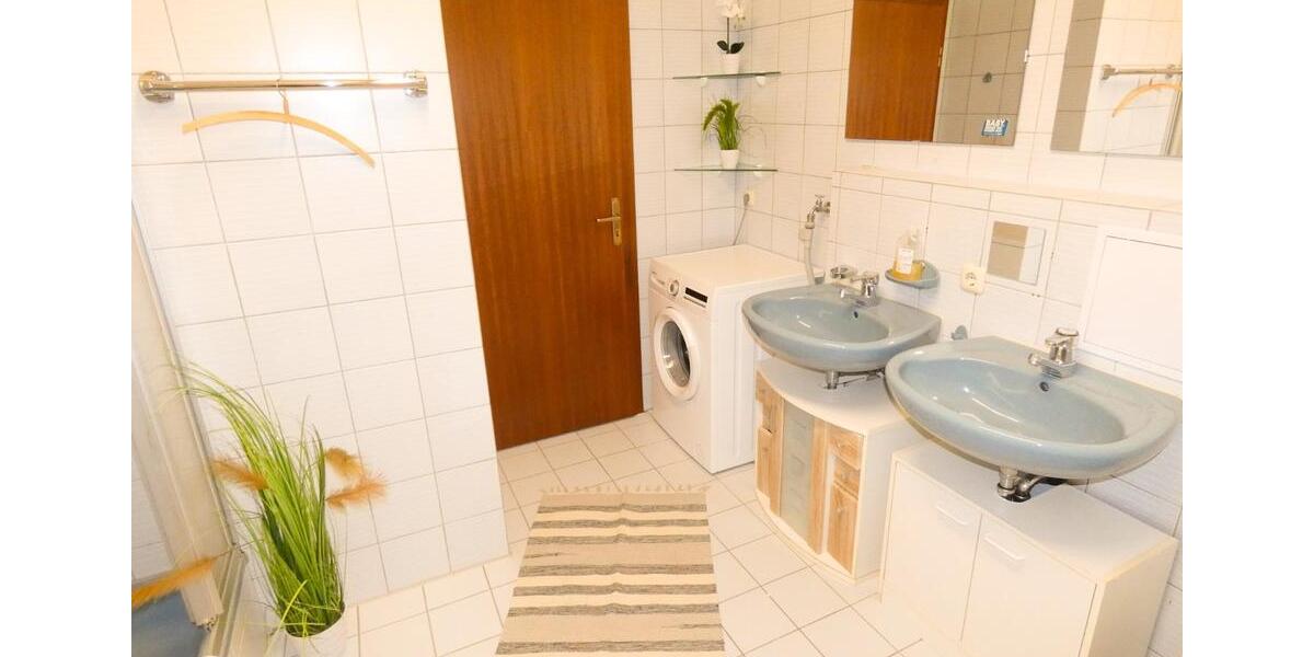 Wohnen auf Zeit Schwandorf - 3 Zimmer, 110 m&sup2;, 17&euro; | Angebot:18427588