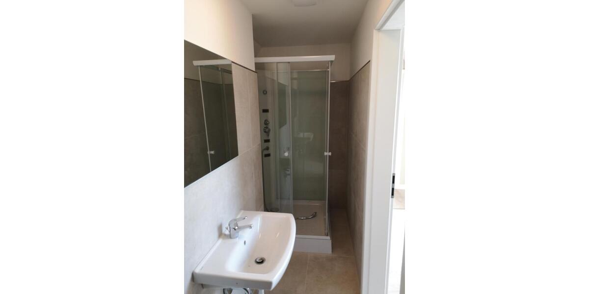 Etagenwohnung Lübeck Sankt Lorenz Nord - 5 Zimmer, 125 m&sup2;, 1.390&euro; | Angebot:26644485