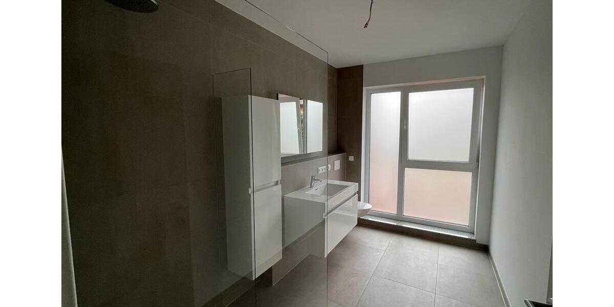 Terrassenwohnung Bienenbüttel - 4 Zimmer, 115 m&sup2;, 1.250&euro; | Angebot:26485702