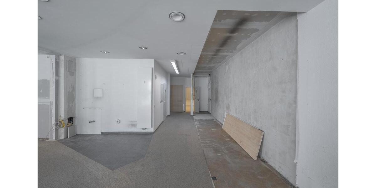 Gewerbeobjekt Titisee-Neustadt Neustadt - 1.500&euro; | Angebot:12700937