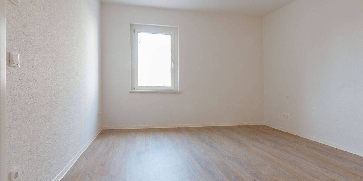 Etagenwohnung Oschatz - 4 Zimmer, 105 m&sup2;, 952&euro; | Angebot:26106215