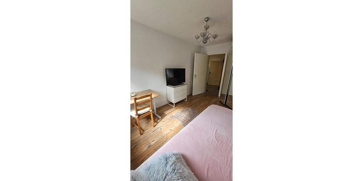 Wohnen auf Zeit Fellbach Oeffingen - 1 Zimmer, 14 m&sup2;, 690&euro; | Angebot:25901276