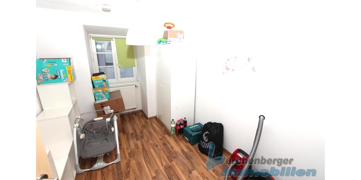 Etagenwohnung Plattling - 2 Zimmer, 76 m&sup2;, 700&euro; | Angebot:25781298