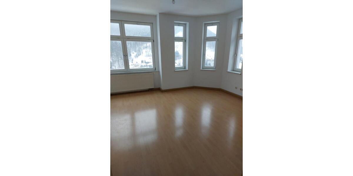 Etagenwohnung Ilmenau - 2 Zimmer, 71 m&sup2;, 430&euro; | Angebot:25365528