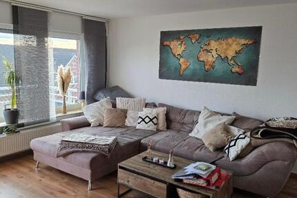 Schöne 2,5-Zi-DG Whg. mit TG-Stellpl. zimmer