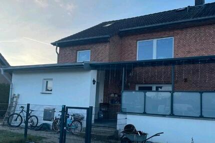 Haus Nienhagen - 7 Zimmer, 200 m&sup2;, 1.700&euro; | Angebot:24357363