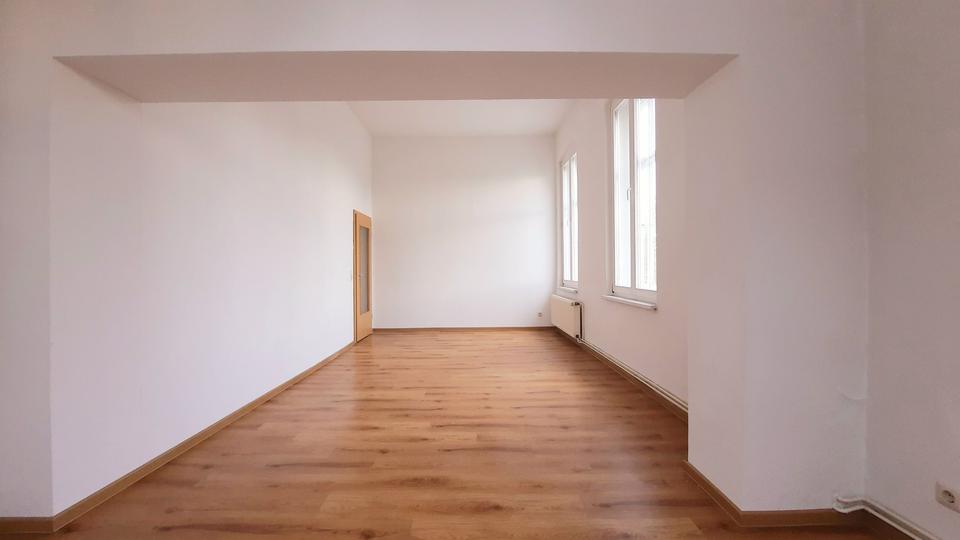 Etagenwohnung Ballenstedt - 3 Zimmer, 100 m&sup2;, 600&euro; | Angebot:25805172