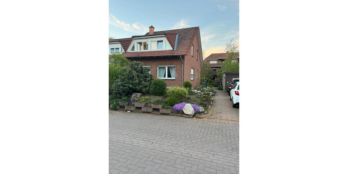 Doppelhaushälfte Nienburg (Weser) - 4 Zimmer, 100 m&sup2;, 950&euro; | Angebot:26358991