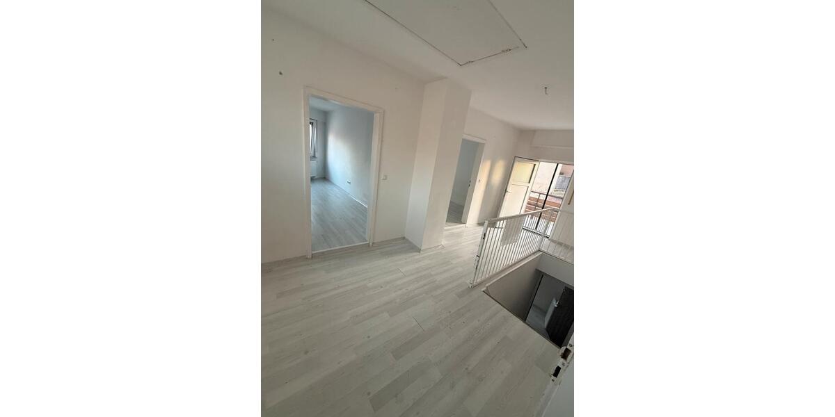 Etagenwohnung Schifferstadt - 2.5 Zimmer, 72 m&sup2;, 900&euro; | Angebot:26679760