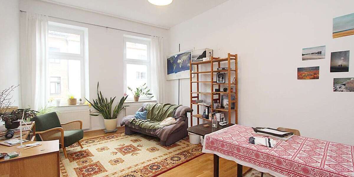 Etagenwohnung Kassel Vorderer Westen - 2 Zimmer, 82 m&sup2;, 730&euro; | Angebot:26322821