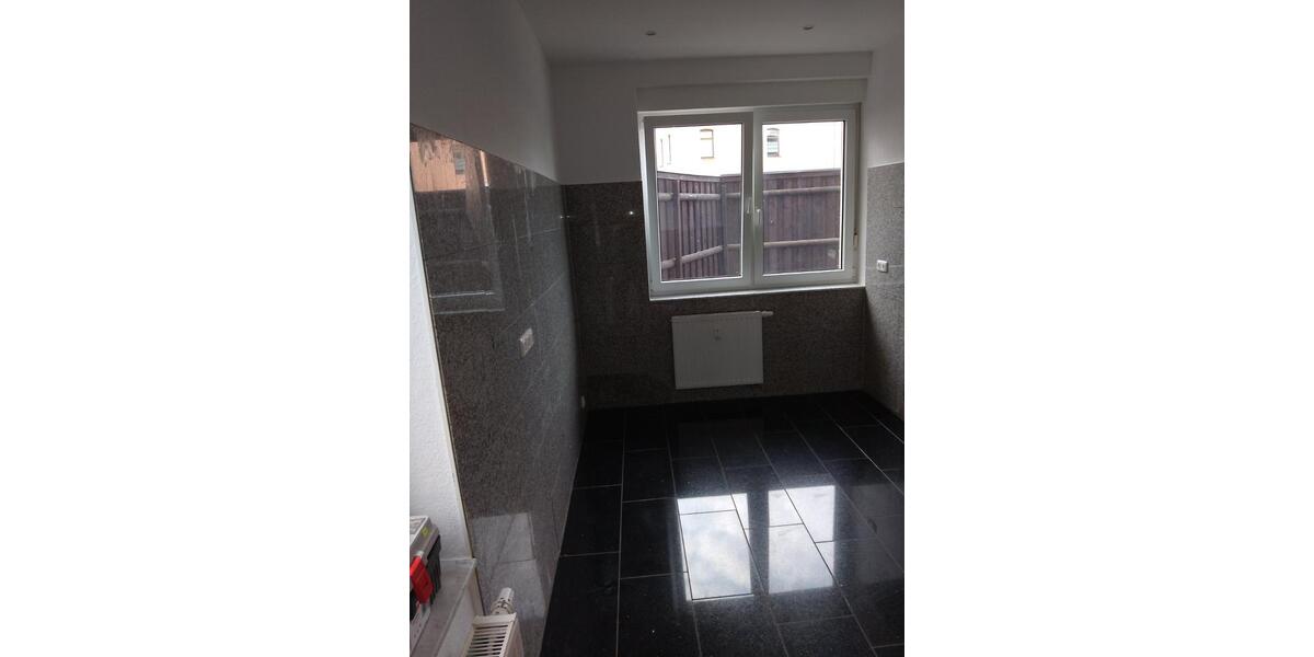 Erdgeschoßwohnung Werdau - 4 Zimmer, 95 m&sup2;, 740&euro; | Angebot:25042195