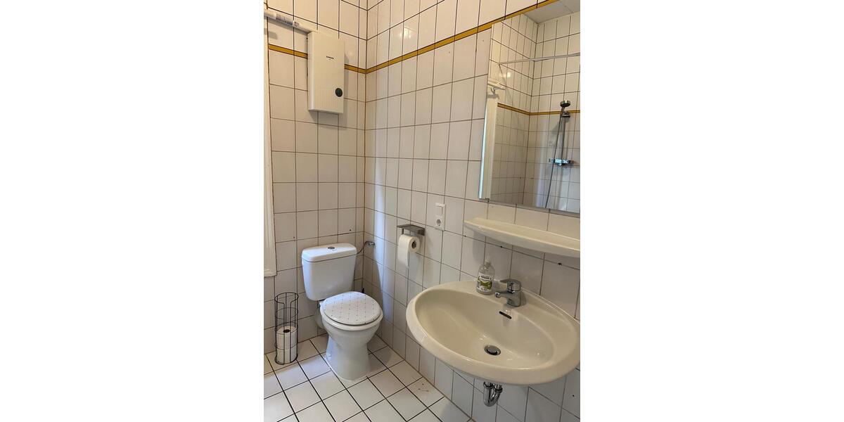Wohnen auf Zeit Windeck - 3 Zimmer, 90 m&sup2;, 18&euro; | Angebot:25167327