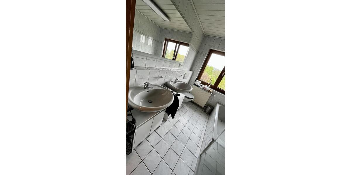 Dachgeschoßwohnung Spiegelberg - 3.5 Zimmer, 71 m&sup2;, 950&euro; | Angebot:26635622