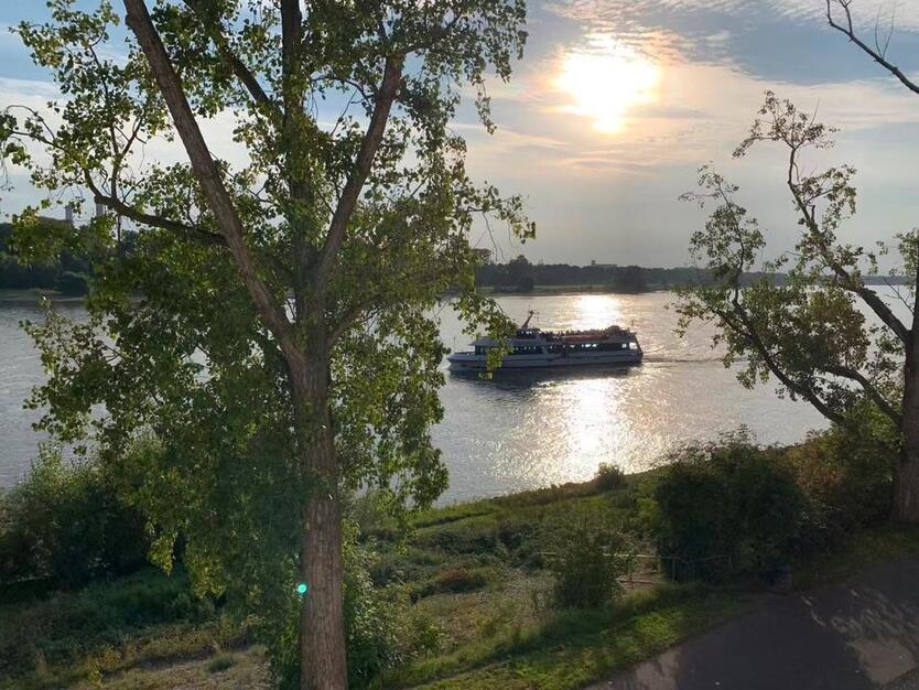ZWISCHENMIETE ☀️inklusive Strom, Heizung und GEZ⚓️ab sofort zimmer