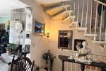 Reihenmittelhaus Hamburg Schnelsen - 6 Zimmer, 150 m&sup2;, 3.500&euro; | Angebot:25985928