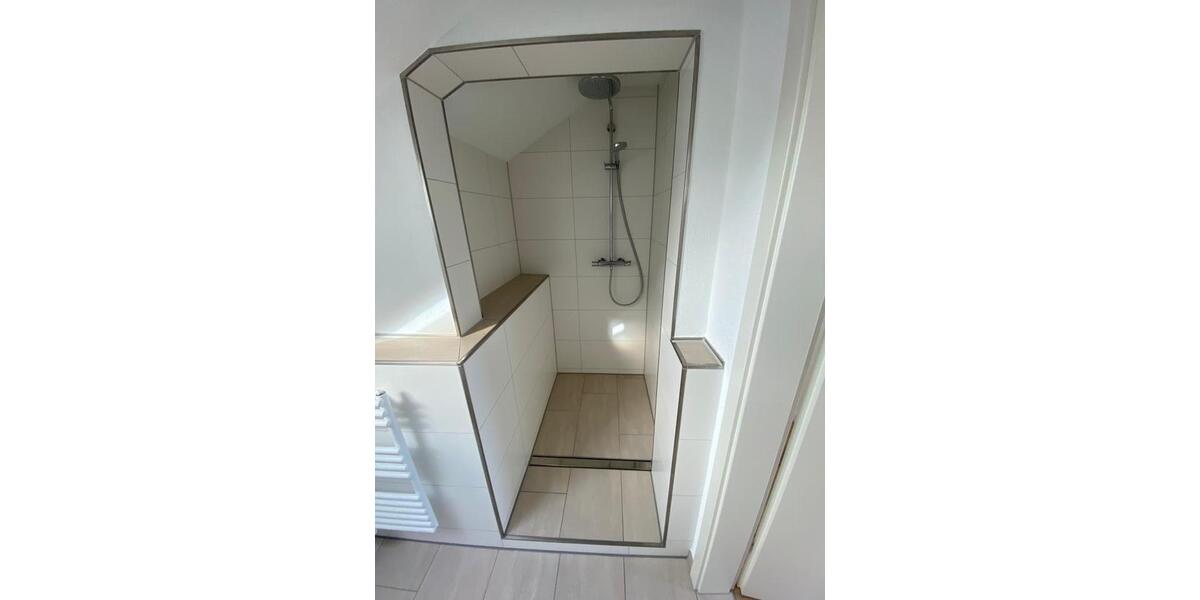 Dachgeschoßwohnung Wendlingen am Neckar - 2.5 Zimmer, 60 m&sup2;, 1.000&euro; | Angebot:25053517