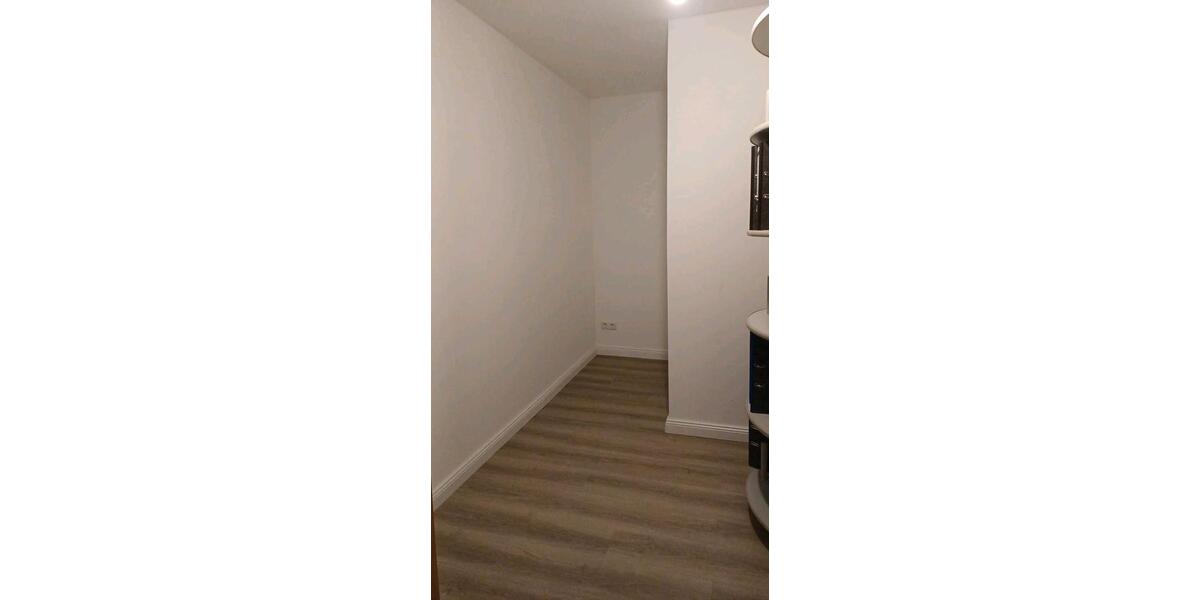 Erdgeschoßwohnung Freiburg (Elbe) - 2 Zimmer, 70 m&sup2;, 500&euro; | Angebot:25233500