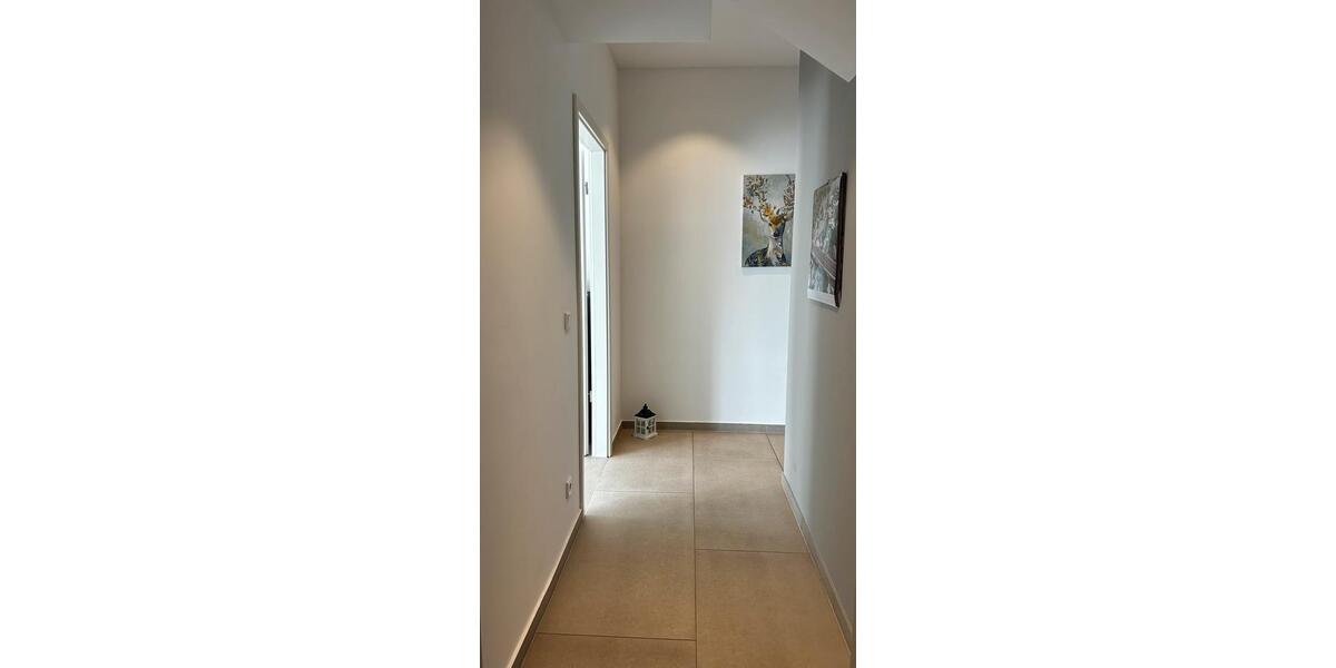 Etagenwohnung Adelzhausen - 5 Zimmer, 151 m&sup2;, 1.950&euro; | Angebot:26682590